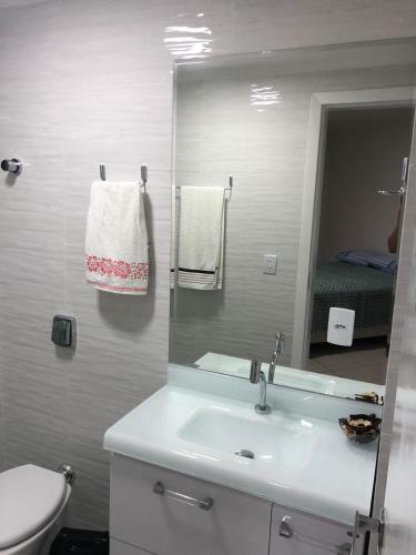 Amplo Apartamento Quadra Mar - Vista Mar