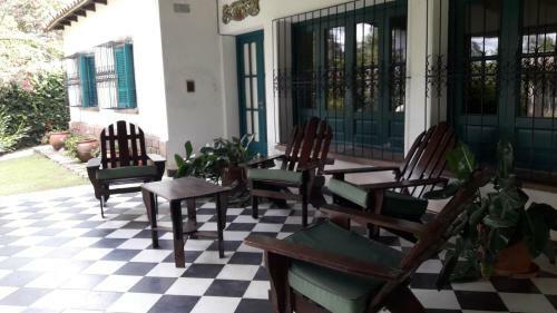 Casa San Lorenzo. Parque, Quincho, Pileta.