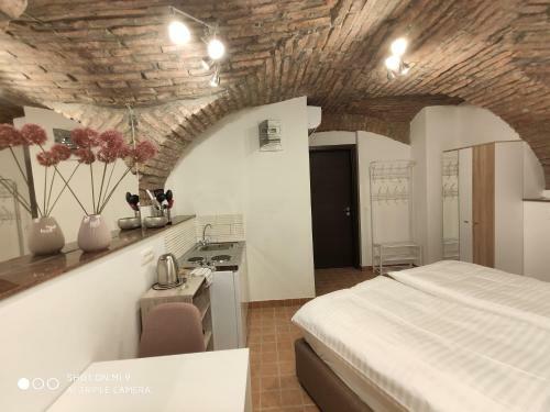 Hostal Aparthotel Cross Street 4