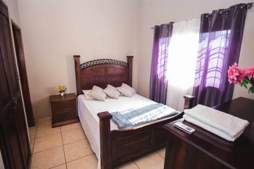 Rustic Guesthouse Near The Beach - 5 Min Drive