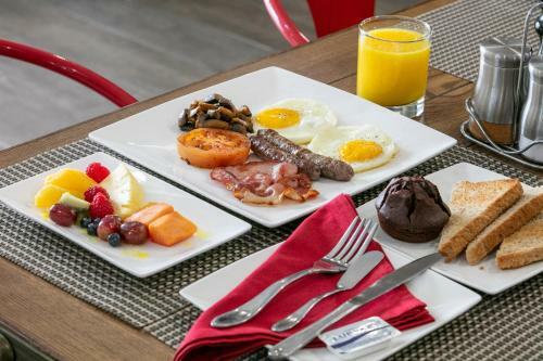 Madamz Bed & Breakfast