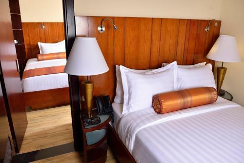 The Hub Hotel
