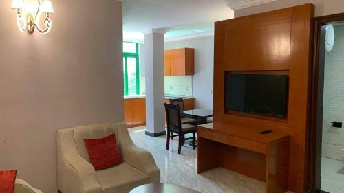 Golden Park Apartment Hotel