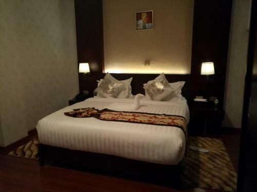 Sherar Addis Hotel
