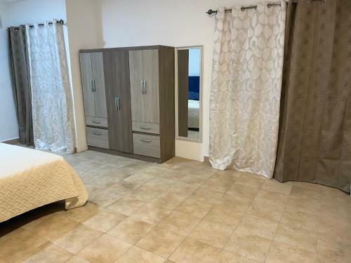 Cozy 2 Bedroom With En-suite Bathrooms Apartment