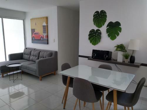 Rnt 1o8237- C�modo Apartamento Amoblado En Condominio