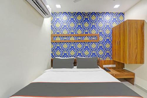 Collection O 84057 Hotel Grand