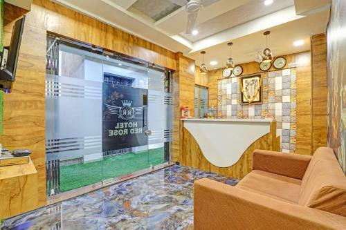 Collection O 84057 Hotel Grand