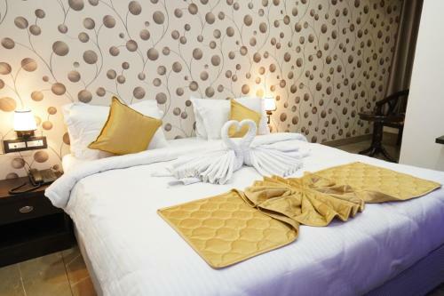 Apartamento Red Carpet Hotel And Banquet
