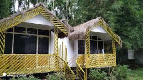 Hotel Kmn Resort(Khushi Resort)