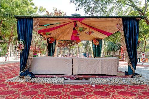 Hotel Collection O 86317 Enjoy Resort