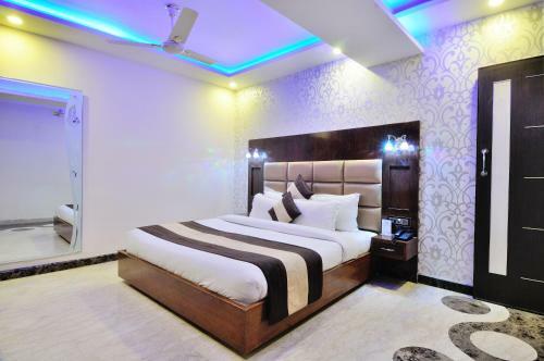 Hotel Crystal Ganga Heights - 1.5 Km From Har Ki Pauri