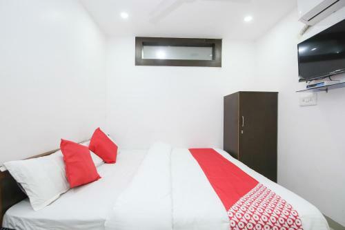 Oyo 29788 Hotel Tushar Palace