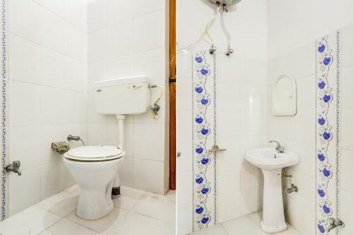 Hostal Oyo 78707 Pink House