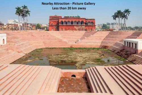 Oyo Ald222 Rajaram Singh Blessing Garden And Hotel