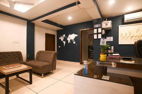Fabhotel Shree Ram Palace - Fully Vaccinated Staff