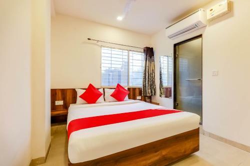 Oyo Flagship 48276 Hotel Agrawal Malwa Mill Rd