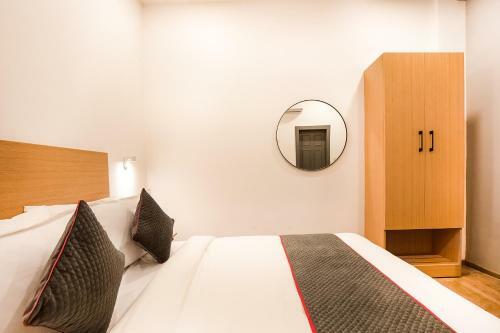 Hotel Oyo Townhouse 329 Pipliyahana Square