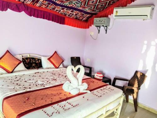 Venture Desert Camp