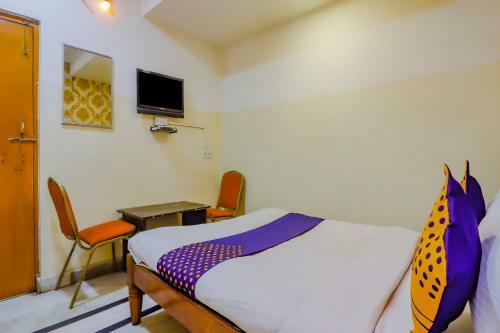 Hotel Spot On 78138 New Hi-tech Lodge