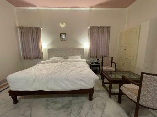 Hotel Jai Niwas Palace