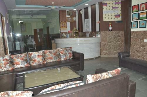 Hotel Chirag Residency By Wb Inn