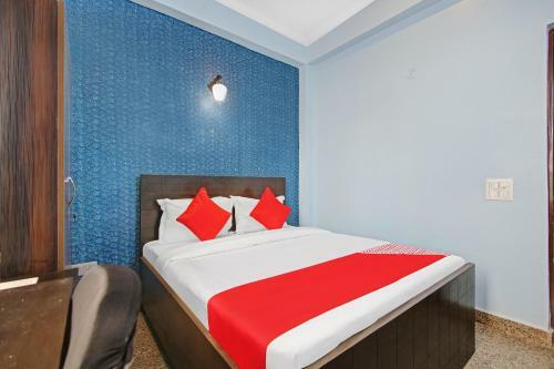 Oyo 81095 Apurwa Hotels