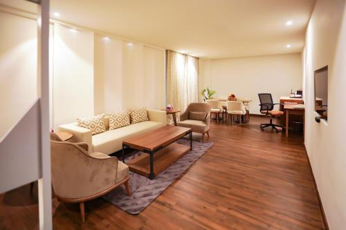 Hotel Regenta Suites Gurugram, Sohna Road, Sector 49