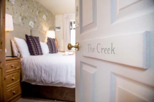 Fields Lodge Bed & Breakfast