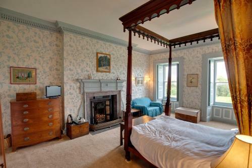 Kelly House Country B&B