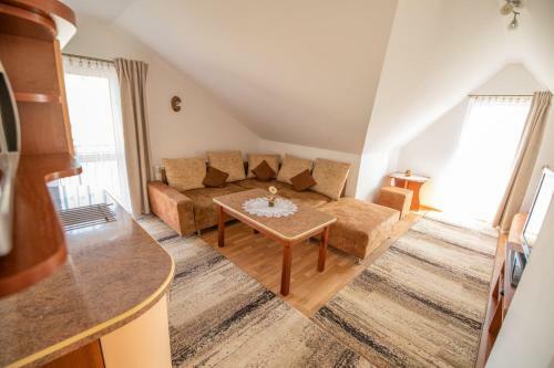 Pokoje I Apartament U Lucyny