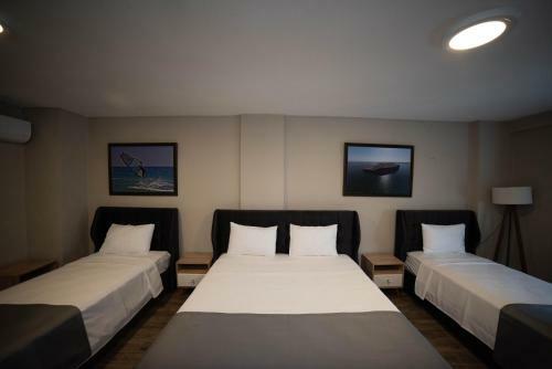 Hotel ?mroz Elia Otel