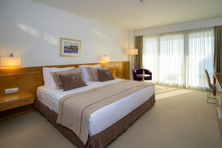 On'live Hotel