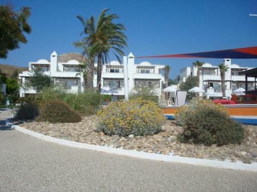 Sea And You Beachfront Apartments