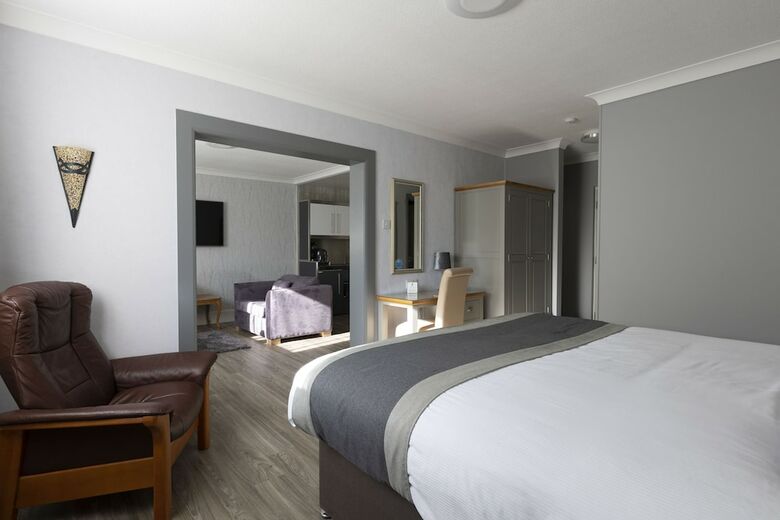 Best Western Manor Hotel