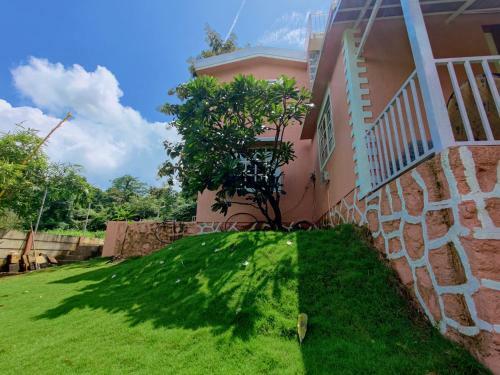 Villa Jenjon Karjat Resort - Casa Rosa