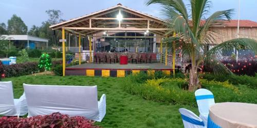 Hotel S K International Innn