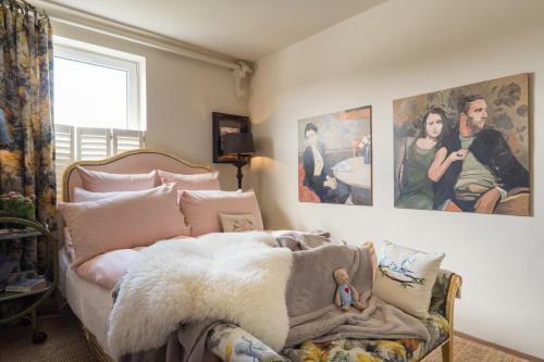 Beach Apartment Pop Up Living