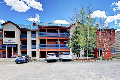 Cinnamon Ridge Condo Unit 202