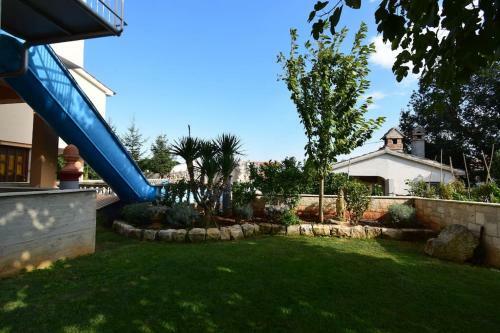 Apartment Uvo 1 With Shared Pool