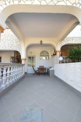 Apartment Uvo 1 With Shared Pool