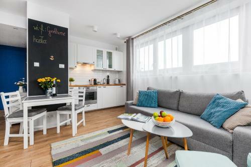 Goodhome - Sea Towers Apartment