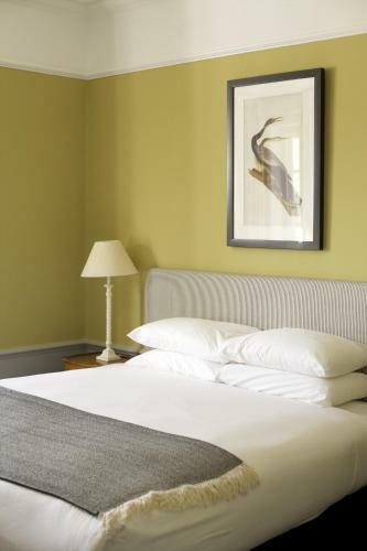 The Manor At Sway ? Hotel, Restaurant And Gardens