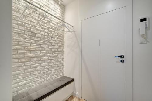 Live & Travel Apartments Number 1