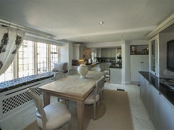 Bed & Breakfast Court House Manor