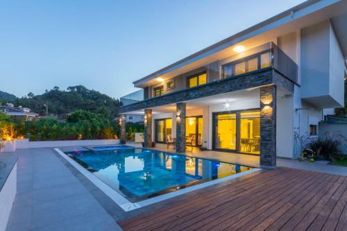 Villa Palmiye Icmeler Daily Weekly Rentals