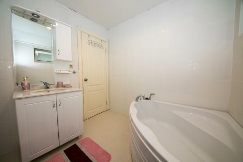 Apartamento Villa Blanc ?�meler Daily Weekly Rentals