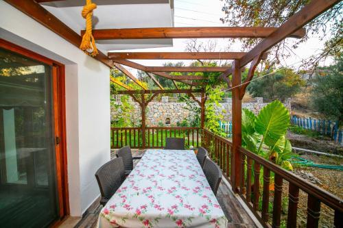 Villa Jasmin Sea View Selimiye (No Pool)