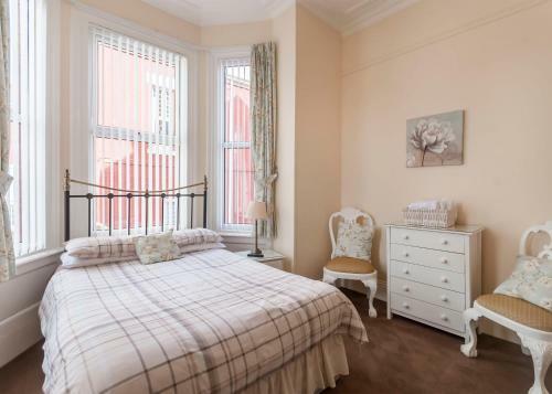 Hostal Kingswood Guest House