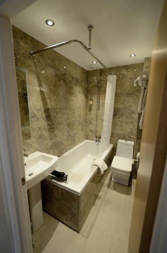 The Harboro Hotel